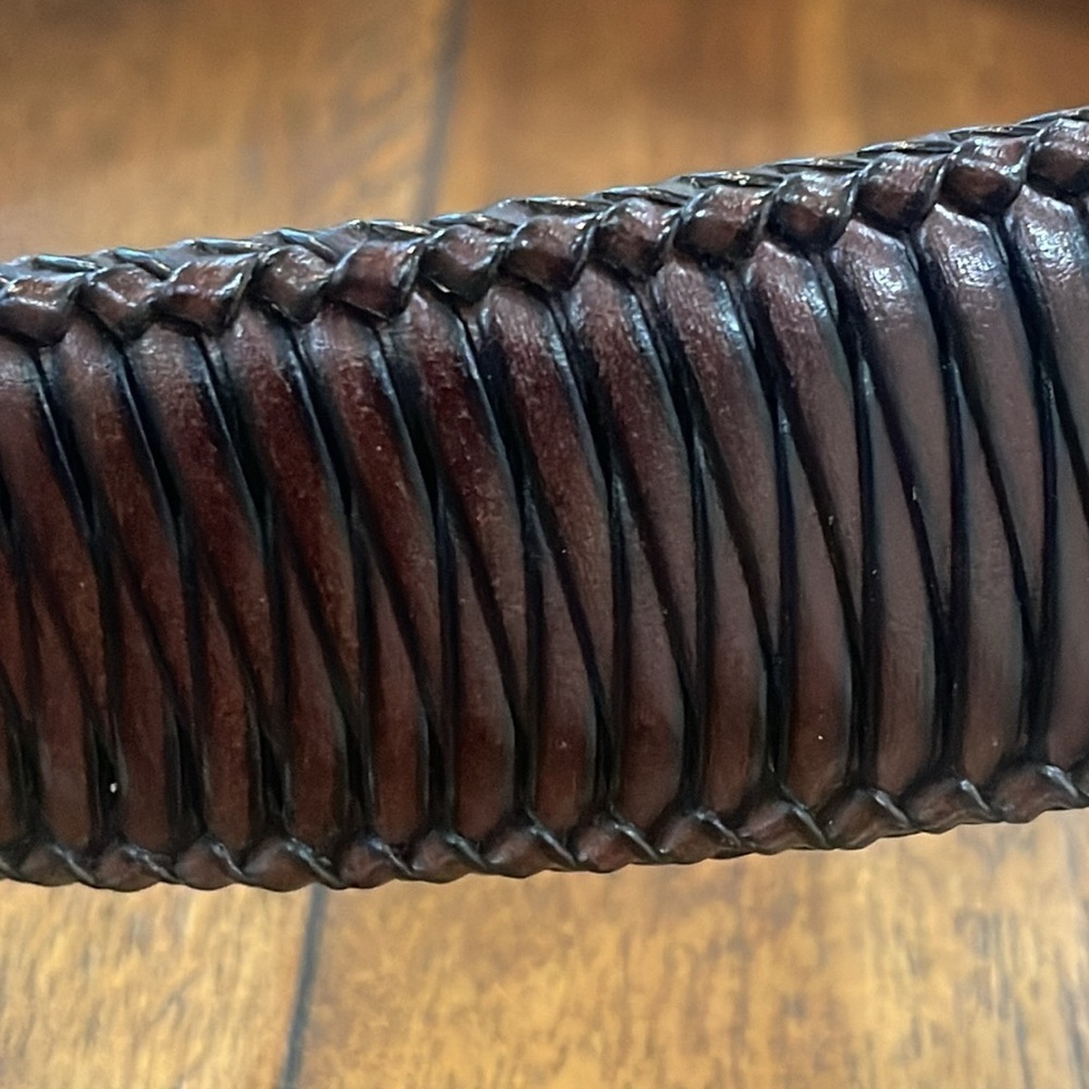 Tommy Bahama Brown woven leather belt brass tone buckle size 36 - Picture 7 of 16